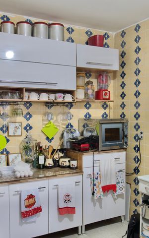 Apartamento à venda com 299m², 5 quartos e 3 vagas Apartamento à venda com 299m², 5 quartos e 3 vagasCozinha