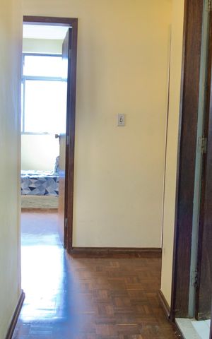 Apartamento à venda com 299m², 5 quartos e 3 vagas Apartamento à venda com 299m², 5 quartos e 3 vagasCorredor