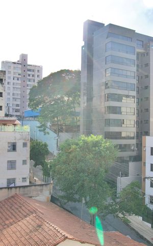 Apartamento à venda com 299m², 5 quartos e 3 vagas Apartamento à venda com 299m², 5 quartos e 3 vagasSala - Vista Janela