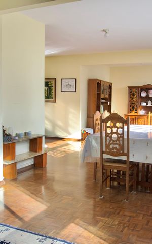 Apartamento à venda com 299m², 5 quartos e 3 vagas Apartamento à venda com 299m², 5 quartos e 3 vagasSala