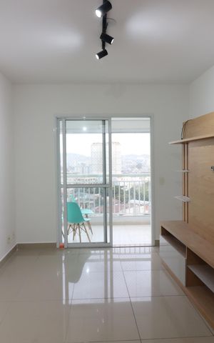 Apartamento para alugar com 70m², 2 quartos e 1 vagaSala 