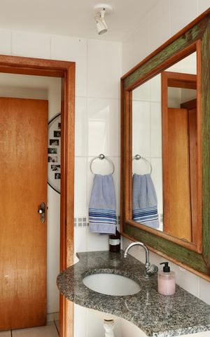 Apartamento à venda com 86m², 3 quartos e 1 vaga Apartamento à venda com 86m², 3 quartos e 1 vagaBanheiro Social