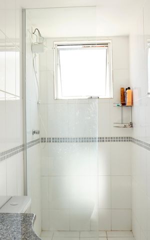 Apartamento à venda com 86m², 3 quartos e 1 vaga Apartamento à venda com 86m², 3 quartos e 1 vagaBanheiro Social