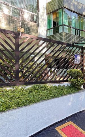 Apartamento para alugar com 94m², 3 quartos e 1 vagaFachada + plaquinha