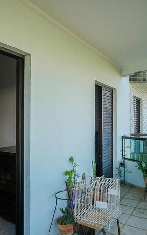 Apartamento para alugar com 94m², 3 quartos e 1 vagaVaranda