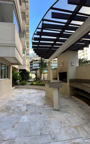Apartamento à venda com 84m², 2 quartos e 2 vagasÁrea comum - Churrasqueira