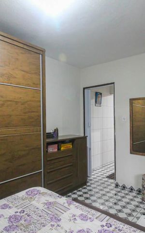 Casa à venda com 119m², 1 quarto e sem vaga