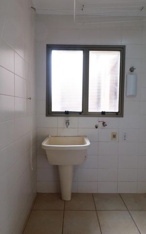 Apartamento para alugar com 155m², 4 quartos e 2 vagasÁrea de serviço 