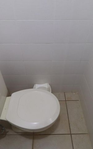 Apartamento para alugar com 155m², 4 quartos e 2 vagasBanheiro de serviço 