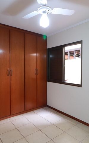 Apartamento para alugar com 155m², 4 quartos e 2 vagasQuarto 2