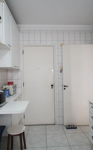 Apartamento à venda com 107m², 3 quartos e 2 vagasCozinha