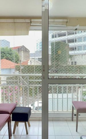 Apartamento à venda com 47m², 2 quartos e 1 vaga Apartamento à venda com 47m², 2 quartos e 1 vagaVaranda