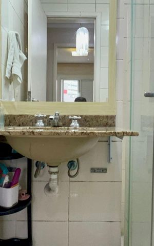 Apartamento à venda com 47m², 2 quartos e 1 vaga Apartamento à venda com 47m², 2 quartos e 1 vagaBanheiro