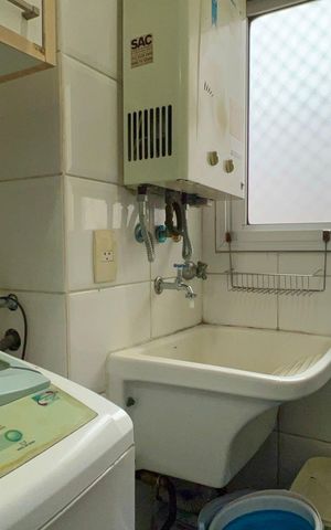 Apartamento à venda com 47m², 2 quartos e 1 vaga Apartamento à venda com 47m², 2 quartos e 1 vagaÁrea de Serviço