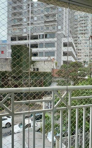 Apartamento à venda com 47m², 2 quartos e 1 vaga Apartamento à venda com 47m², 2 quartos e 1 vagaVaranda