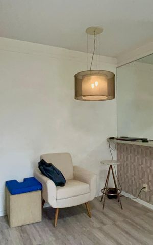 Apartamento à venda com 47m², 2 quartos e 1 vaga Apartamento à venda com 47m², 2 quartos e 1 vagaSala