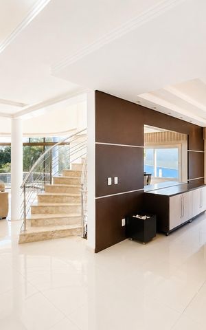 Casa de condomínio para alugar com 233m², 6 quartos e 4 vagas Casa de condomínio para alugar com 233m², 6 quartos e 4 vagasSala