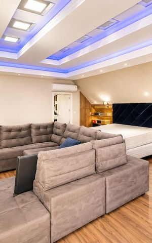 Casa de condomínio para alugar com 233m², 6 quartos e 4 vagas Casa de condomínio para alugar com 233m², 6 quartos e 4 vagasQuarto 1