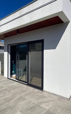 Casa de condomínio para alugar com 274m², 4 quartos e 2 vagas