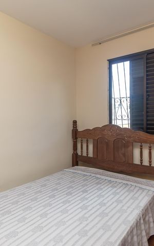 Apartamento à venda com 153m², 3 quartos e 2 vagas Apartamento à venda com 153m², 3 quartos e 2 vagasQuarto 1