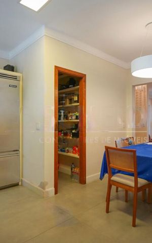 Casa à venda com 420m², 3 quartos e 3 vagas