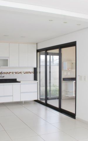 Casa para alugar com 260m², 3 quartos e 4 vagas Casa para alugar com 260m², 3 quartos e 4 vagasCozinha