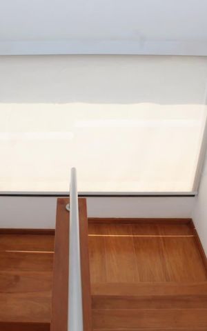 Casa para alugar com 260m², 3 quartos e 4 vagas Casa para alugar com 260m², 3 quartos e 4 vagasEscada
