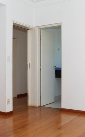 Casa para alugar com 260m², 3 quartos e 4 vagas Casa para alugar com 260m², 3 quartos e 4 vagasQuarto