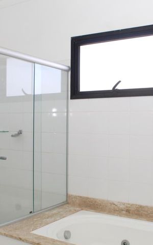 Casa para alugar com 260m², 3 quartos e 4 vagas Casa para alugar com 260m², 3 quartos e 4 vagasBanheiro