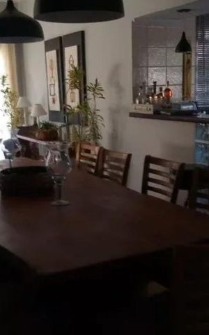 Casa à venda com 239m², 3 quartos e 4 vagas