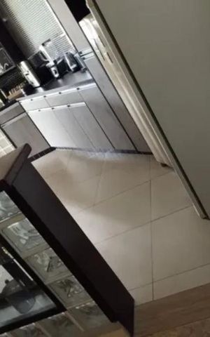 Casa à venda com 239m², 3 quartos e 4 vagas