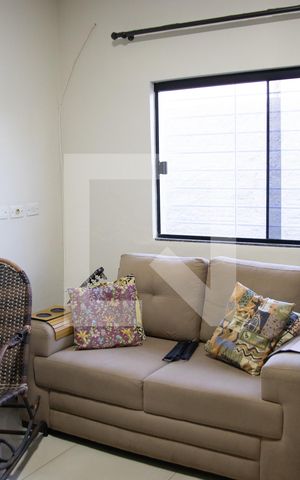 Casa à venda com 250m², 4 quartos e 2 vagas Casa à venda com 250m², 4 quartos e 2 vagasSuíte 01
