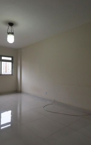 Apartamento para alugar com 118m², 3 quartos e 1 vaga Apartamento para alugar com 118m², 3 quartos e 1 vagaSala