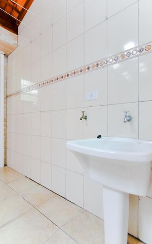 Casa para alugar com 133m², 2 quartos e 2 vagasÁrea de Serviço