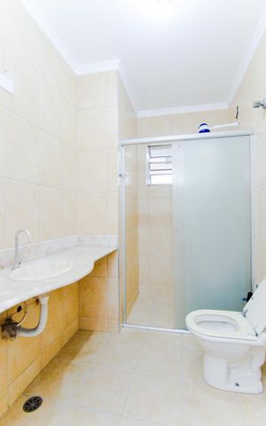 Casa para alugar com 133m², 2 quartos e 2 vagasBanheiro