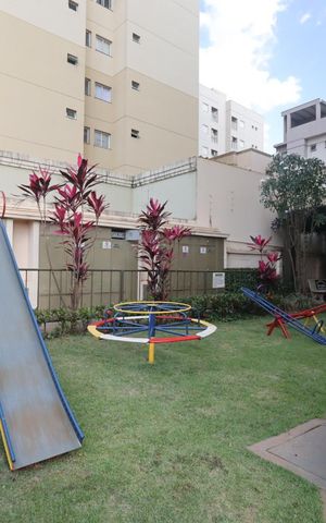 Apartamento para alugar com 47m², 2 quartos e 1 vaga Apartamento para alugar com 47m², 2 quartos e 1 vagaÁrea comum - Playground