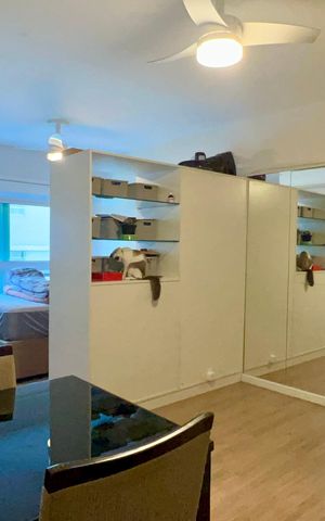 Apartamento à venda com 37m², 1 quarto e 1 vaga Apartamento à venda com 37m², 1 quarto e 1 vagaSala