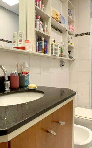 Apartamento à venda com 37m², 1 quarto e 1 vaga Apartamento à venda com 37m², 1 quarto e 1 vagaBanheiro