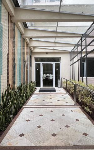 Apartamento à venda com 37m², 1 quarto e 1 vaga Apartamento à venda com 37m², 1 quarto e 1 vagaEntrada