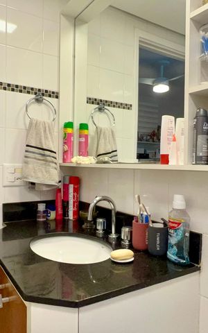 Apartamento à venda com 37m², 1 quarto e 1 vaga Apartamento à venda com 37m², 1 quarto e 1 vagaBanheiro