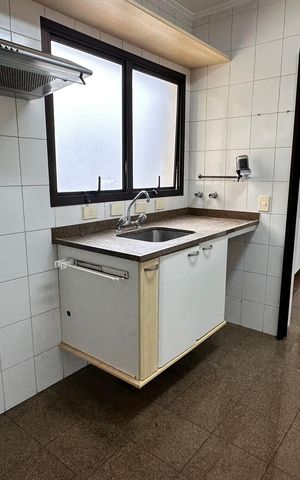 Apartamento para alugar com 138m², 3 quartos e 2 vagas