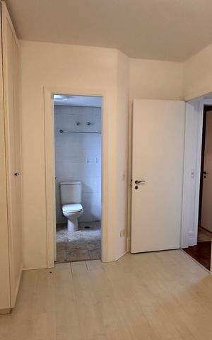 Apartamento para alugar com 138m², 3 quartos e 2 vagas