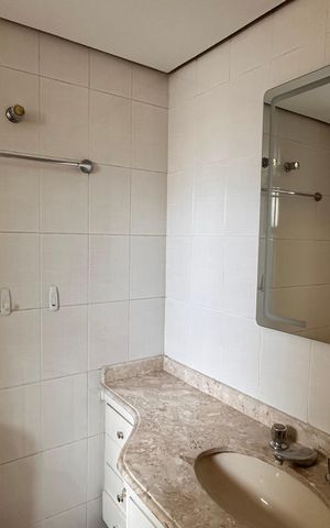 Apartamento para alugar com 138m², 3 quartos e 2 vagas