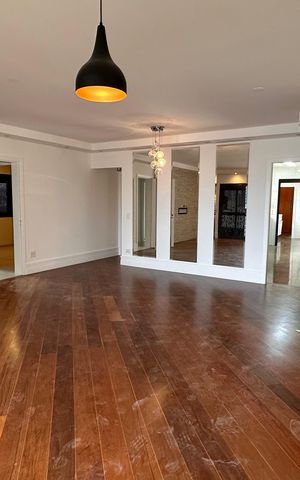 Apartamento para alugar com 138m², 3 quartos e 2 vagas