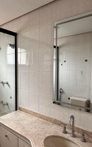 Apartamento para alugar com 138m², 3 quartos e 2 vagas