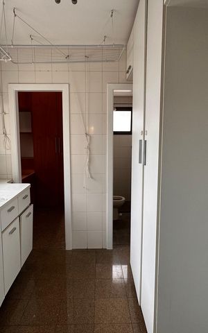 Apartamento para alugar com 138m², 3 quartos e 2 vagas