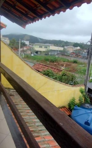 Casa para alugar com 160m², 3 quartos e 3 vagas Casa para alugar com 160m², 3 quartos e 3 vagasVaranda