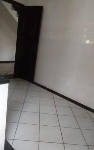 Casa para alugar com 160m², 3 quartos e 3 vagas Casa para alugar com 160m², 3 quartos e 3 vagasCozinha