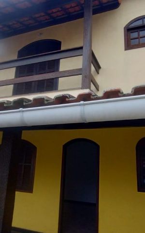 Casa para alugar com 160m², 3 quartos e 3 vagas Casa para alugar com 160m², 3 quartos e 3 vagasFachada