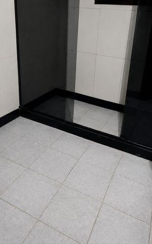 Casa para alugar com 160m², 3 quartos e 3 vagas Casa para alugar com 160m², 3 quartos e 3 vagasBanheiro social